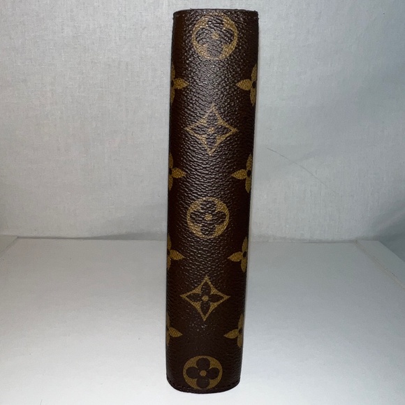 Louis Vuitton - Size MM Ring Agenda Hot Stamped with Gift Set/Old Packaging EUC - Picture 6 of 16